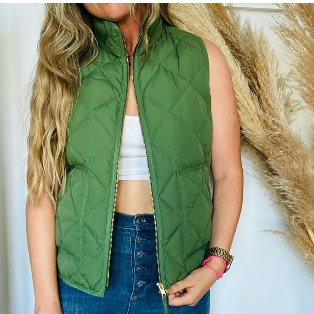 J. Crew Women's Quilted Puffer Vest Green Olive Sleeveless Full Zip Small S